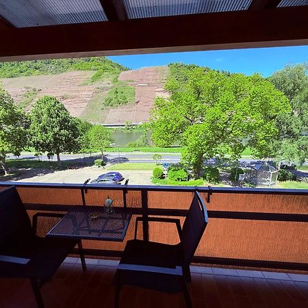 Weinhaus Hirschen Bruttig Hotel Kültér fotó