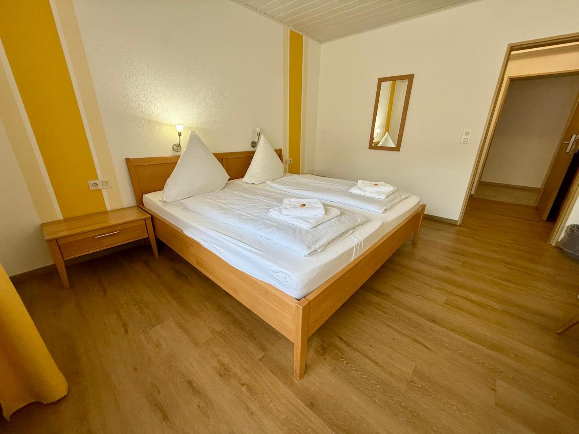 Weinhaus Hirschen Bruttig Hotel Kültér fotó